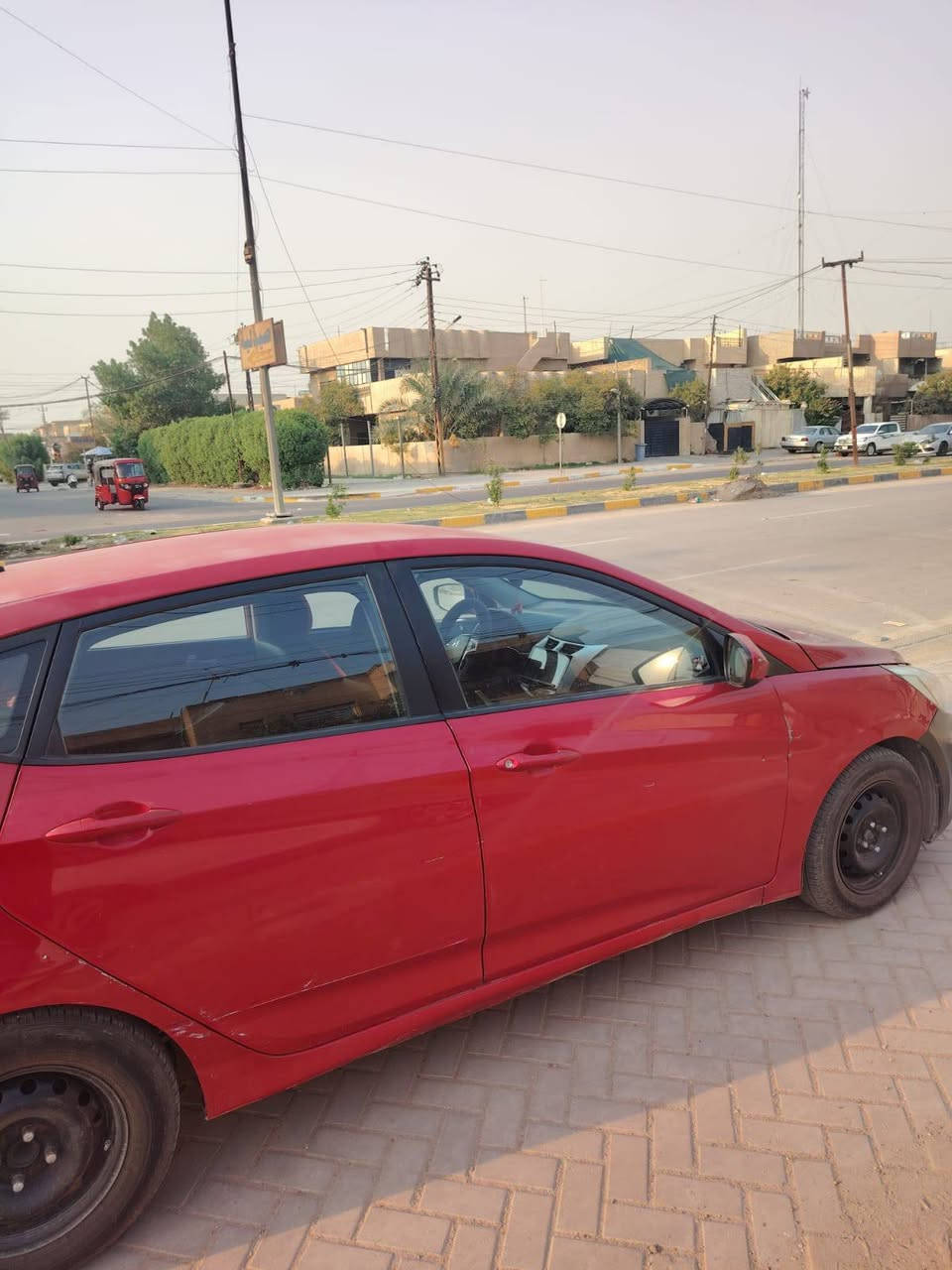 سلام عليكم 
اكسنت أمريكي موديل ٢٠١٤ سياره جاهزه من كل نواحي تبريد تدفئة  نص فول سياره خير من الله مكان سياره غزاليه شارع بداله تحويل ثاني يوم رقم هاتف ***********
