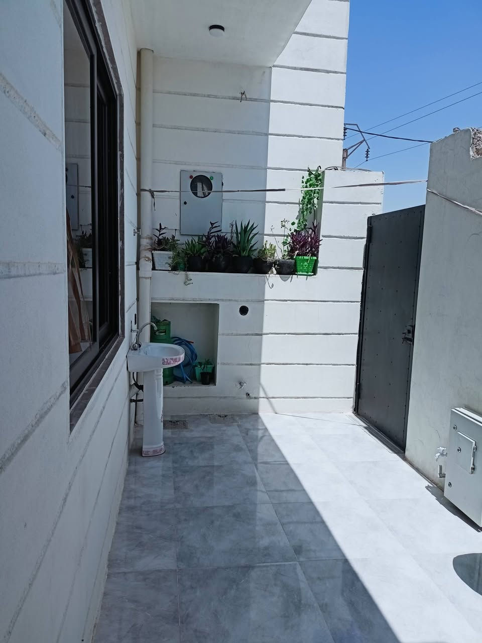 السلام عليكم بيت زراعي للبيع
مساحه 100 مربع. عنوان طوز خرماتو 
مقابيل مطعم قصر الضيافه للاستفسار 
***********
