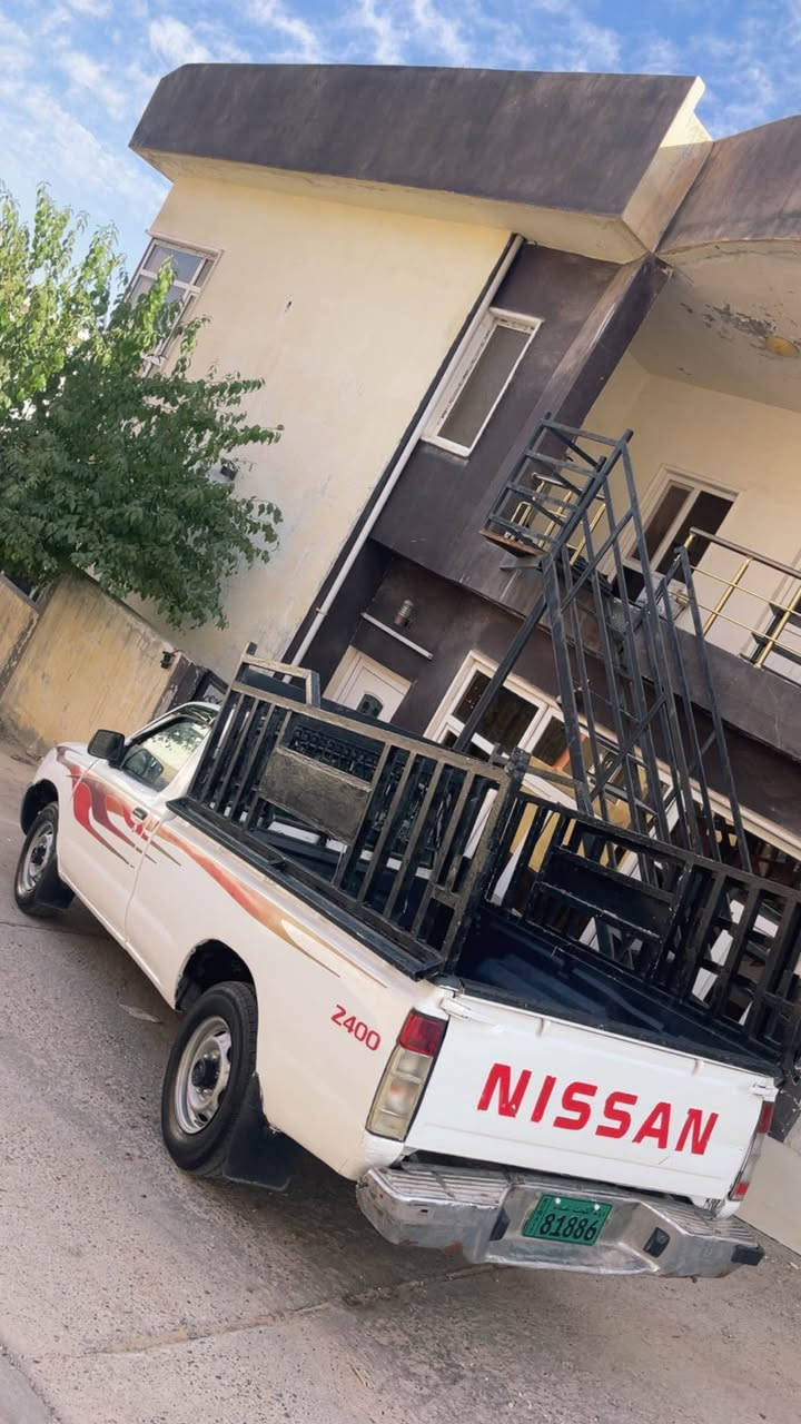 نيسان ٢٠٠١ • أربيل • بحاجة تصليح