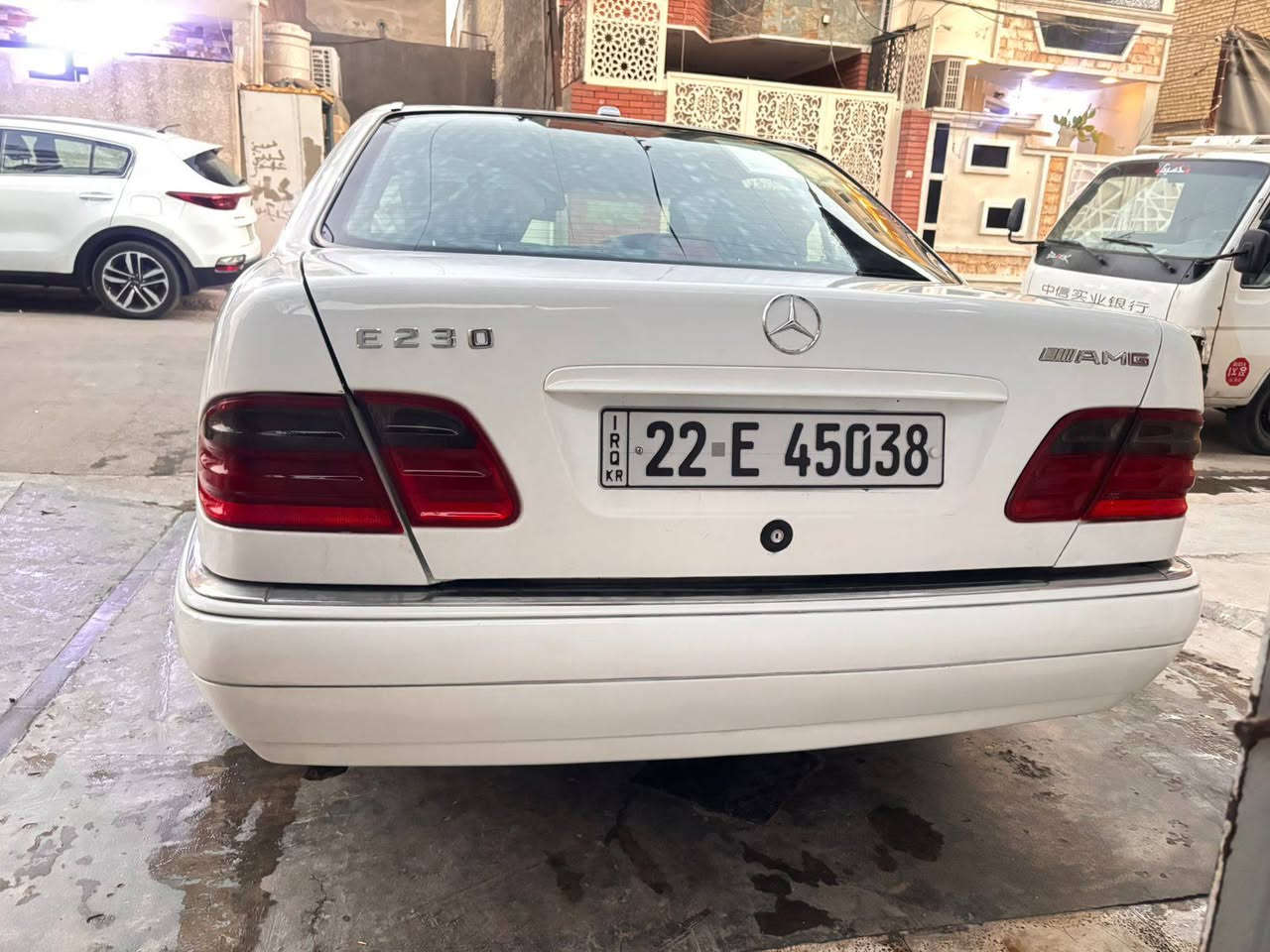 🚘 للبيع مرسيدس E210 موديل 1996 🚘
السعر 80 ورقه وبيه مجال حك الجيه 
إذا تدور على سيارة نظيفة وحالتها تشرح الخاطر، هاي فرصتك.

✅ فول مواصفات
✅ سلايد
✅ كشنات كهربائية
✅ تبريد 3 قطع
✅ قاعدة كلاصات VIP
✅ ثلاجة داخلية
✅ تبريد بلادي ثلج ❄️
✅ سيارة بلادي بالكامل
✅ صبغ عام تجميلي فقط
✅ النصبة والعظمة بحالة خرافية وبلادي
✅ الهزة بعده ما ساقطة
نقطه مهمه سياره تحويل نظامي مباشر ماكو كل مشكله 
ابد ومكفوله من كص  

السيارة مواصفاتها وتفاصيلها أكثر من تنذكر، واللي يشوفها على الطبيعة يعرف قيمتها.

💰 السعر أقل من سعر السوق بسبب ظرف صحي ومستعجل على البيع فقط، وليس لوجود أي عيب بالسيارة.

📍 الموقع: بغداد
📞 للاستفسار: ***********

رجاءً الجادين فقط، والله يبارك للجميع.
