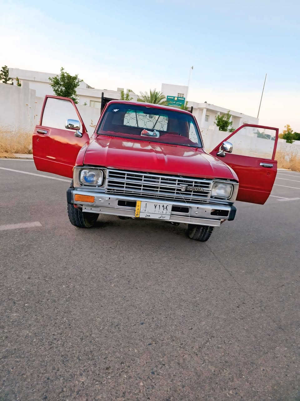 سلام عليكم بيكم للبيع مودل 1982رقم ديالى  شرط التحويل  السياره معمره جديد محرك كير بشرط مكان السياره كلار السعر تصال رقم الهاتف*********** اخوان المو شراي لايتصل
