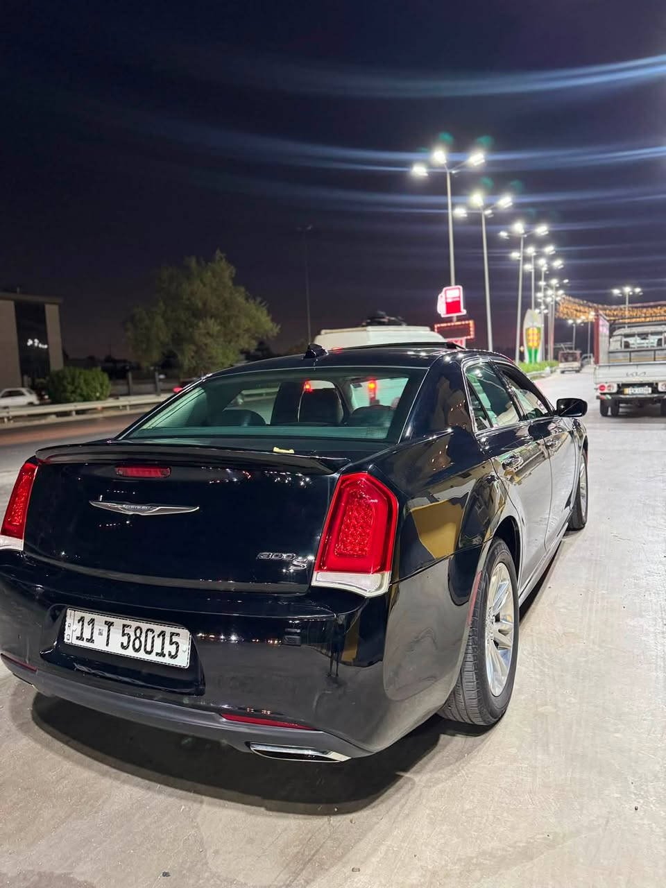 السلام عليكم
كرايسلر اوباما 300C
موديل 2016
ماشيه 132.450 الف
فول مواصفات 1/1 
(بانوراما-كشنات تدفئة تبريد-كشنات و مقود خزن ميموري-برده خلفيه-تشغيل عن بعد-كار بلاي)
السياره كلين تايتل صور السونار مرفقه 
*********** للبيع او مراوس
