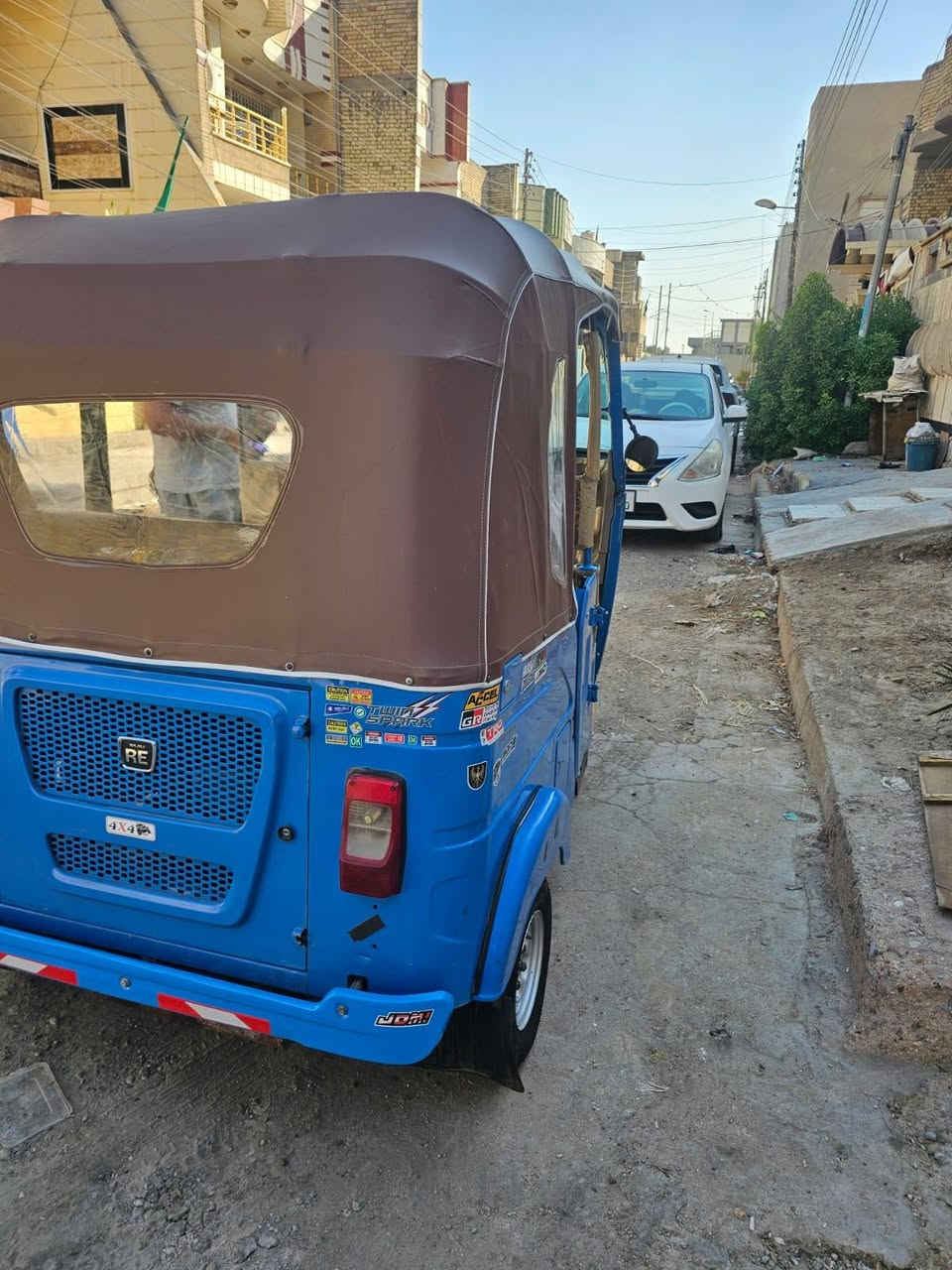 السلام عليكم تكتك موديل 2022 شهر 12 مضلع كفاله عامه ما عدا طخه  بسيطه كلش موضح بل صور مكينه كفاله عامه مكاني بغداد البلديات 
*********** واتساب او سيم كارت موجود
