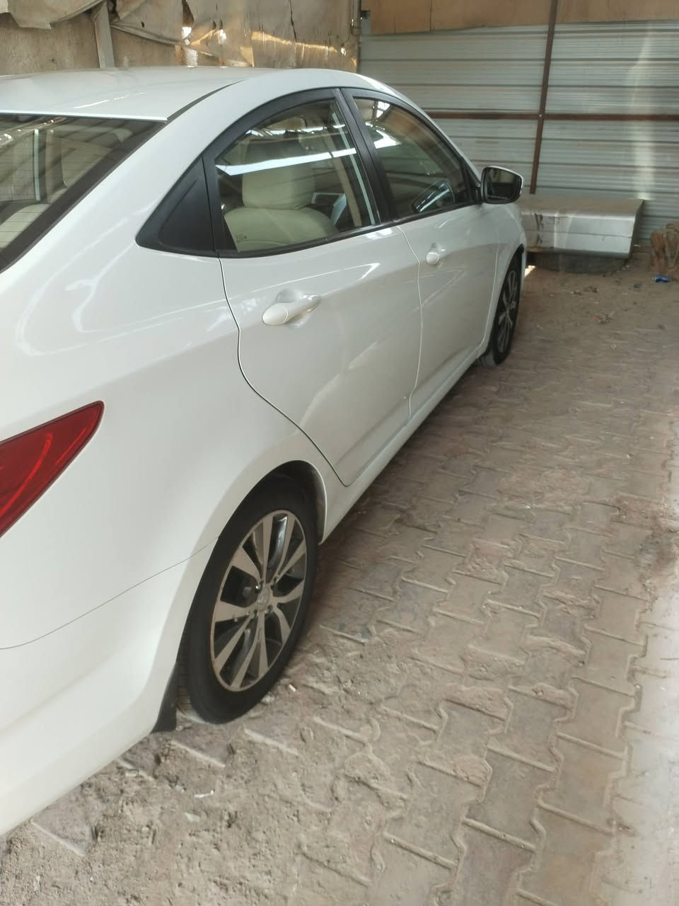 اكسنت موديل ٢٠١٥ خليجي فول مواصفات رقم ميسان مكفوله ماعدا بارد بسيط كلش مكينه ١٦٠٠ سياره جديده مكفوله خليجي رقم الهاتف ***********
