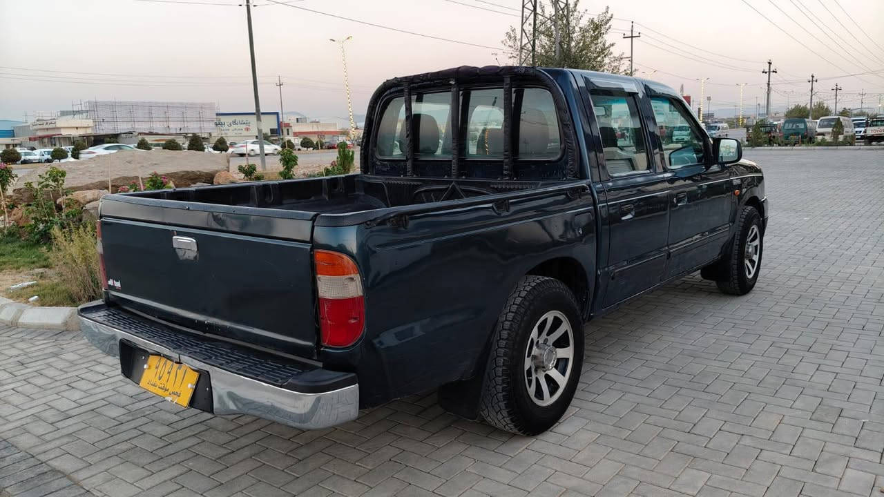 فؤرت ره نجه ر2004 موزا يه ده ي ئه مه ريكي كؤ دي مرو ري هه يه  گازه  گيرومه كينه ي مه زمبوته به شه رت توندو تؤله بي داعمو ليدرانه
***********
***********ئاسياكه وه تس ئه بي له سه ره رانية, السليمانية
