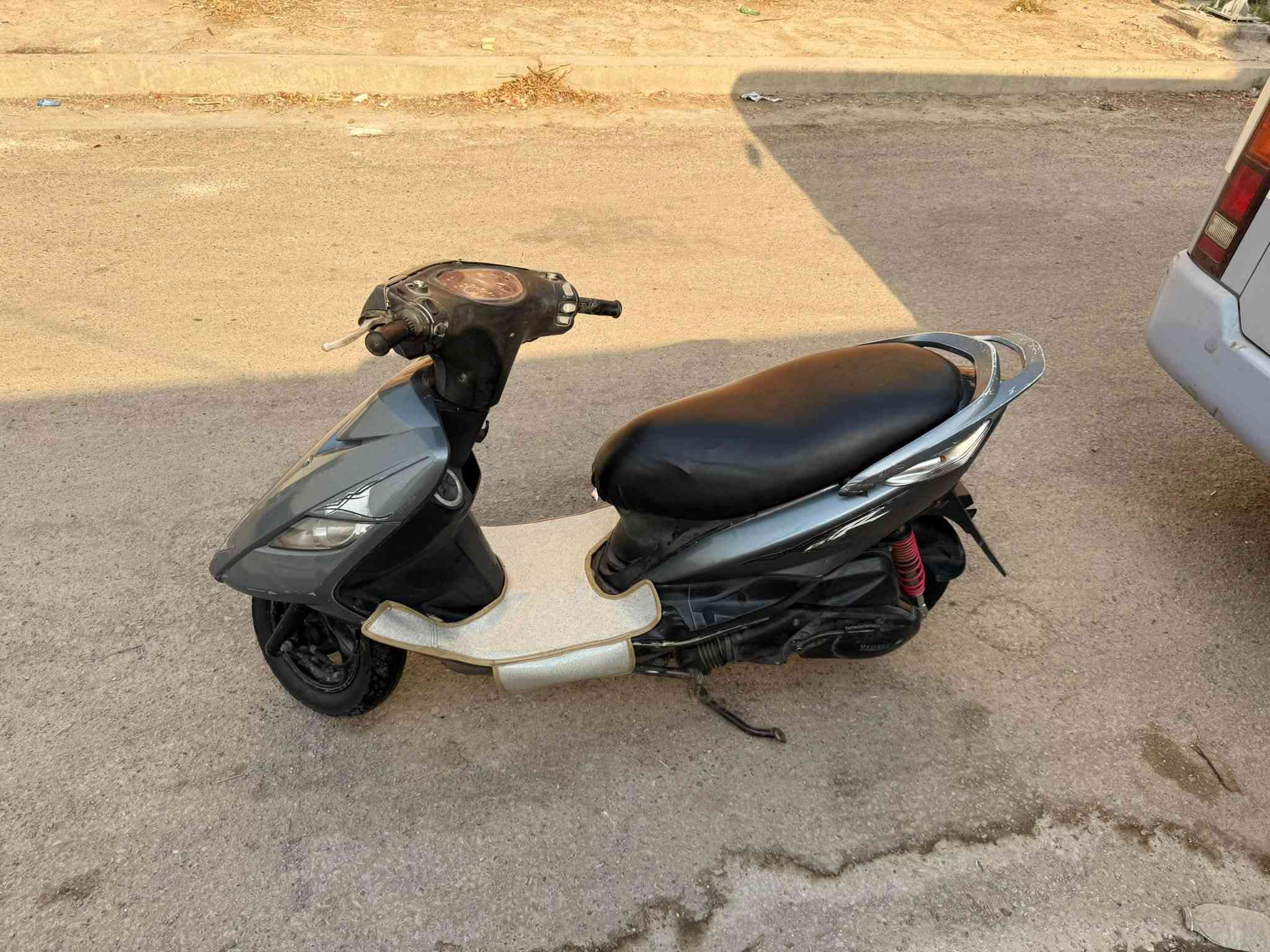 سلام عليكم ثعلب بلاديه  مكينه خير من الله لا صوت لا بخار شلعه معدل كلها شغاله ختم واحد بلاديه دراجه ما بيها نقص كفاله من كلشي مكاني بغداد الشعله السعر 650بيها مجال بسيط لشراي رقمي ***********
