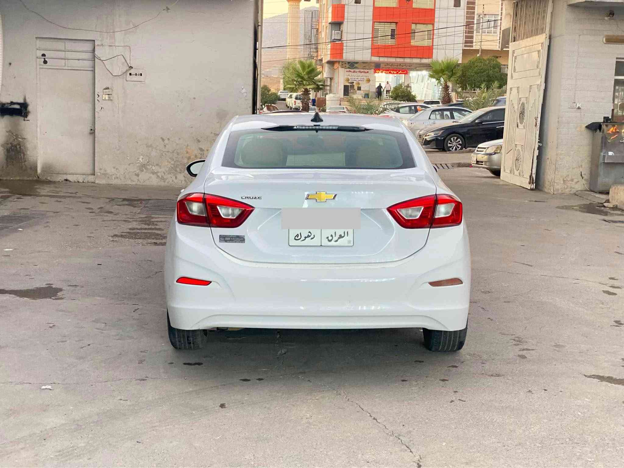السلام عليكم 
شوفرليت كروز موديل 2019
رقم دهوك بسمي تحويل شرط
محرك وكير وتبريد كله بشرط 
وين ماتريد افحص محرك اربعه سلندر 
سعر 85 ورقه 
ملاحظه عليها غرامات مرور 5 ورقه ينزل من سعره  
سيارا بيها جاملغ نفر وبابين صبغ  بجم خلف كبس رقم شاصي موجود مع صور الاستفسار اكثر على خاص او واتساب عندي صور حادث و فيديو مصور سيارا كامله كلشي واضح بيها شراي يجي خاص ادزله سيارا احلى من صور سيارا نظيفه مابيها مصرف 
ارباكات كله سليمه على وضع شركة
الاستفسار اكثر اتصل على رقم بي واتساب 
هاتف كورك *********** واتساب
هاتف كورك *********** واتساب 
عنوان سياره قضاء عقرة بعيده عن اربيل وموصل ساعه سميل, دهوك
