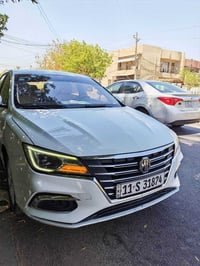 � للبيع سيارة   🚗 MG5 2023  ⚪ اللون: أبيض  ⚙️ محرك 1500 سي سي  ✅ 4 سلن...