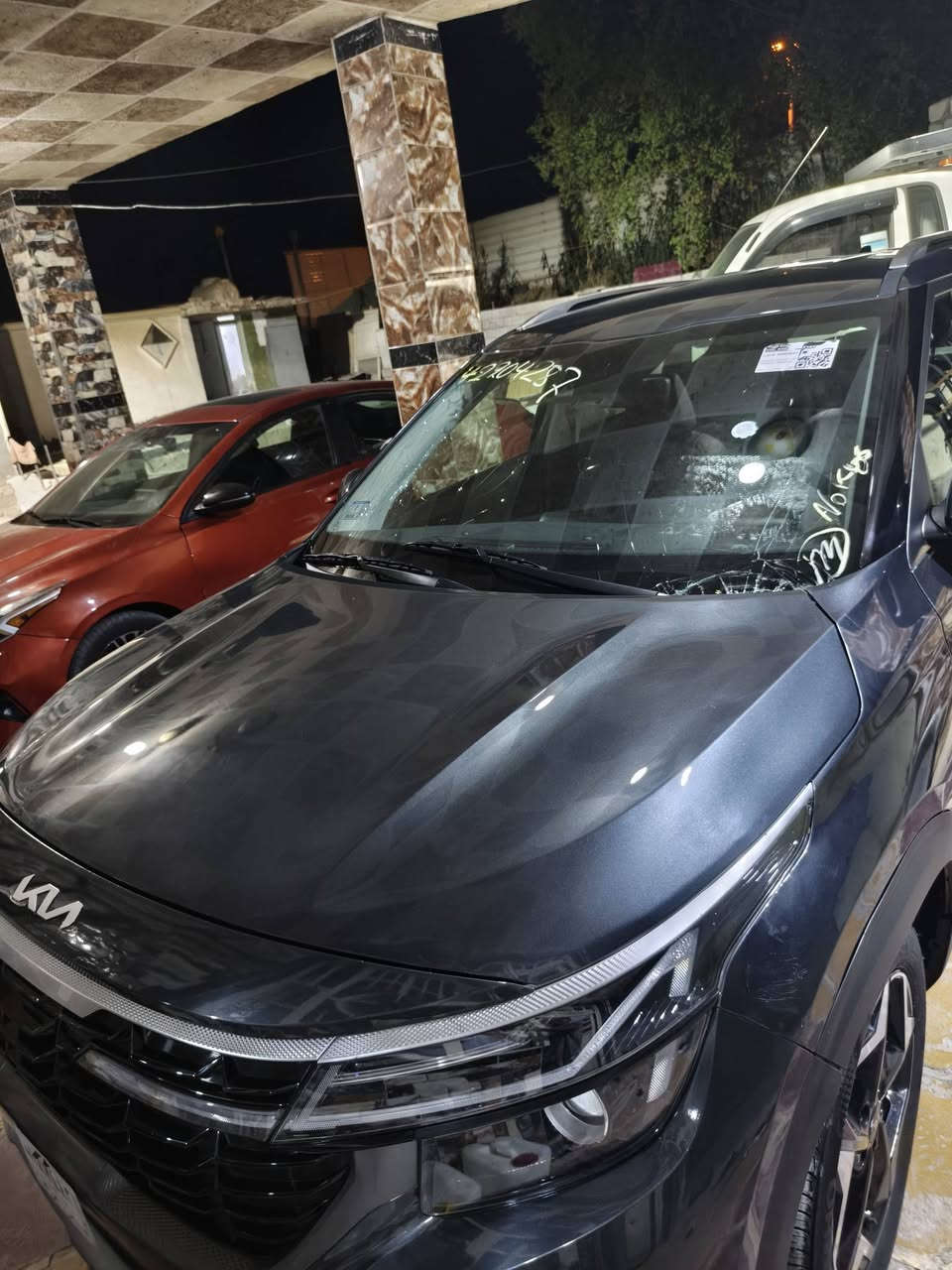 / كيا سليتوز امريكي حادثها بنيد تبديل وجملاق موديل 25 @ مكينه 2000 دفع رباعي فول مواصفات عده الفتحه  بدون رقم  تبريد قطعتين تدفئه كشنات  توقف ازدحام ذاتي  مثبت سرعه ماشيه 5000الف شاشه كبيره السعر 145 وبيها مجال  قليل / *********** الرقم بي واتساب مكاني بغداد
