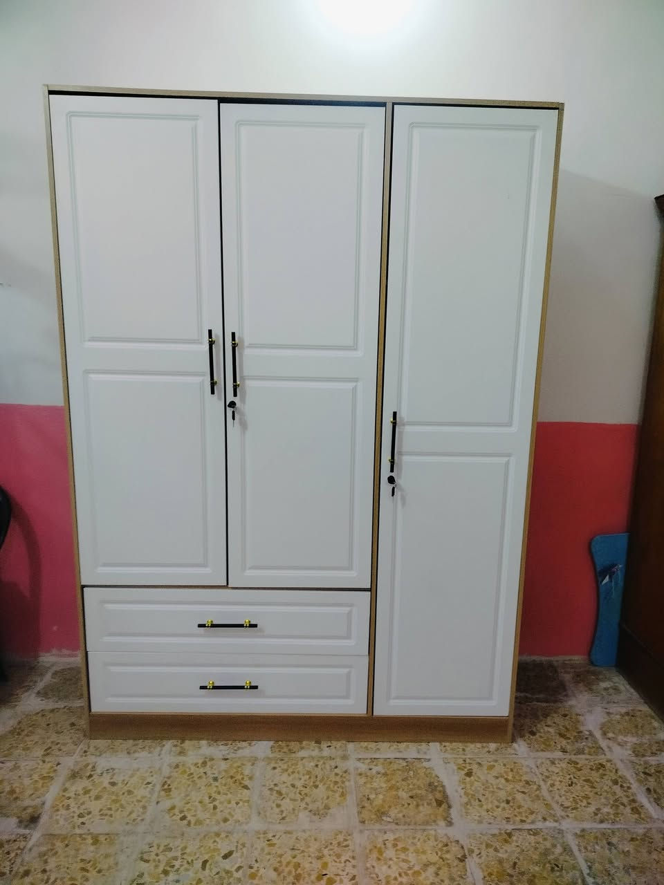 كنتور مستعمل • ٣ بيبان • ١٢٠سم