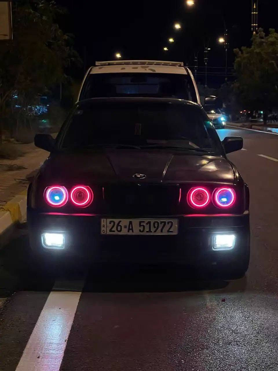 سلام عليكم

للبيع
بي ام زعره 318 bmw e30
موديل 1990
محرك بلاد 18
سيارة بلادية بدون صبغ
رقم انكليزي السنوية بأسمي لحد 2029
شرط التحويل او الوكالة

عنوان / ديالى - خانقين
للتواصل واتساب / ***********
