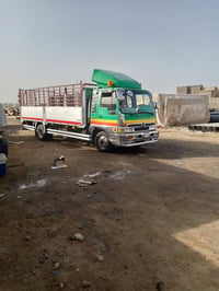 هينو • مكينة نظيفة • ستة وربع