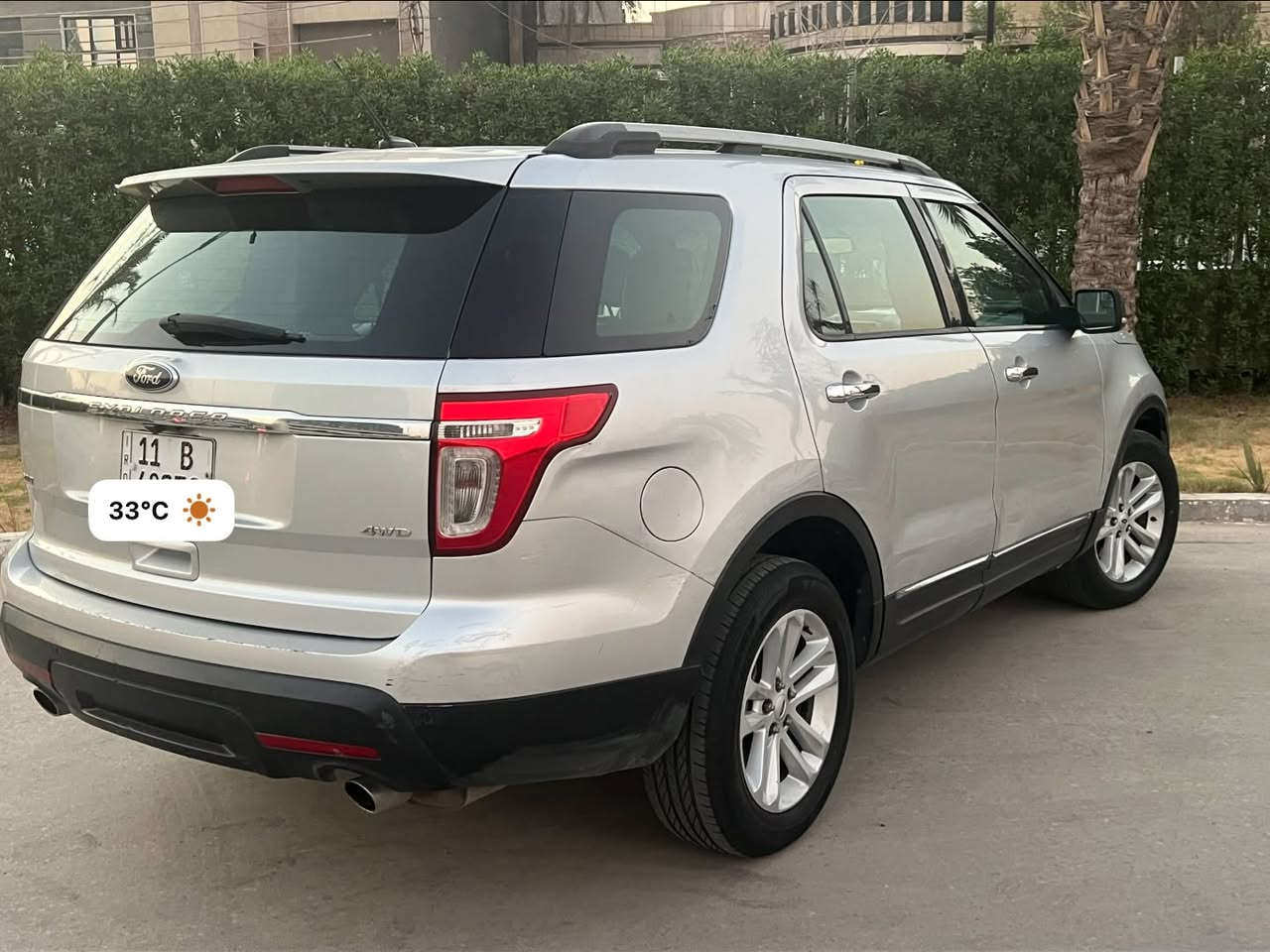 فورد اكسبلور2013 خليجي شركة نيڤا
رقم بغداد دولي جديد 
اللون رصاصي
مكينة 6 سلندر 3600 
7راكب 
3قطع تبريد
فورويل
 كاميرا دواره 
شاشة كبيرة  
تدفئة وتبريد مركزي ثلاث قطع
تحكم ستيرن جهتين 
مثبت سرعة
مدخل USB
حساسات 
كشن كهربائي جلد اسود 
فتحه بلقماره اسلايت روف كبير 
محرك وكير بلاديات ما مفتوحات
السيارة مكفوله ما عده طخه خفيفه باب جمب السائق موظح بلصور 
السيارة خير من الله 
مكان السيارة بغداد الشعب 
السعر (125$)
رقم هاتف ☎️ 

***********
