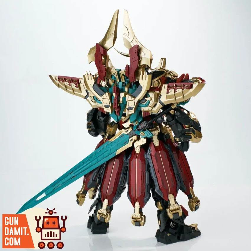 مجسم الآلي (Model Kit) لشخصية الإمبراطور الأول "شين شي هوانغ" (ينغ جينغ - Ying Zheng) بمقياس 1/100. المجسم من إنتاج شركتي Sunday Hobby و MJZ Studio (وتوزعه أيضاً شركة Takom) ضمن سلسلة "Ming Jiang Zhuan" المخصصة للآليين المستوحاة من التاريخ الصيني.يتألف هذا الاصدار الفاخر من هيكل معدني داخلي (Diecast Frame) مع قطع بلاستيكية خارجية. يأتي المجسم بارتفاع يقارب 25 سم للآلي، ومزوداً بتنين أسود ضخم يلتف حوله ويصل طوله إلى 60 سم، بالإضافة إلى سيف ملك تشين الإمبراطوري
ويتكون اكثر من 1800 قطعه تقريبا توفر لدينا للبيع يوجد توصيل لجميع المحافظات واتساب ***********

نص مكتوب في الصور:
- GUN DAMIT. COM
- GUNDAMIT.COM