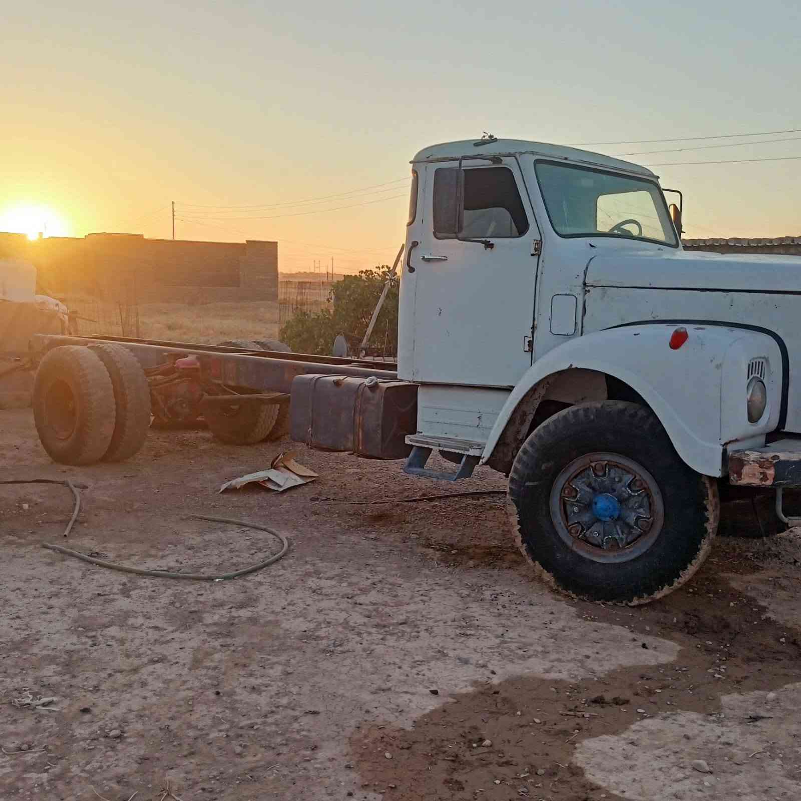 سكانيا 111 بدون رقم مكفوله عشائر و دولة
محرك سوبر شرط لا صرف ولا نفخ

كير شرط طخم تاير صدر جديد

للاستفسار ***********

مكان السيارة موصل القيارة
