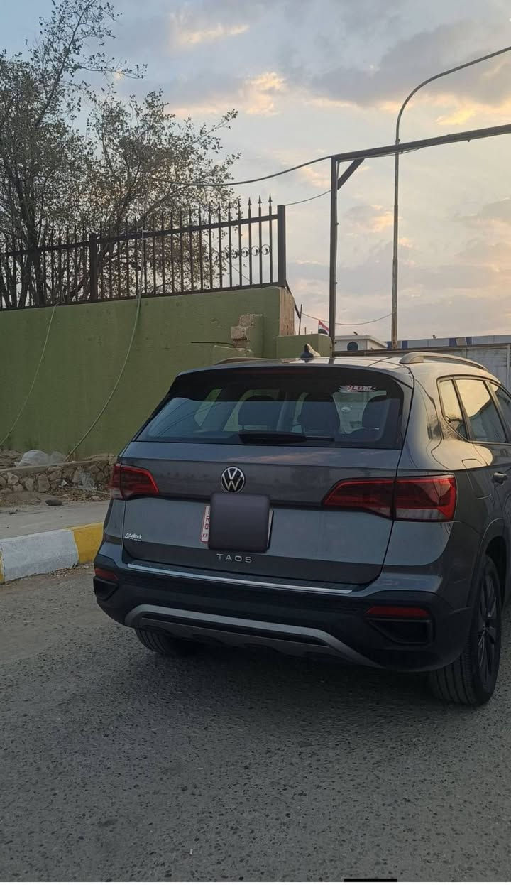 للبيع: فولكس فاجن تاوس (Volkswagen Taos S) موديل 2024 بحالة ممتازة
الموديل: 2024 (تاريخ الصنع 03/2024)
​المسافة المقطوعة: 60 ألف كيلو متر
​المحرك: 1.5L تيربو - نشط واقتصادي جداً (158 حصان)
​نظام الدفع: أمامي (FWD)
​الجنوط والإطارات: قياس 17 بلاد (R17 215/55)
​حالة السيارة: وارد أمريكي، الضرر (بُنيد مصبوغ فقط)، والسيارة جاهزة من كلشي وما تحتاج أي مصروف.
​الرقمية: تترقم أربيل
​المكان: تكريت
​السعر: خاص
للتواصل والاستفسار يرجى الاتصال على الرقم: ***********
