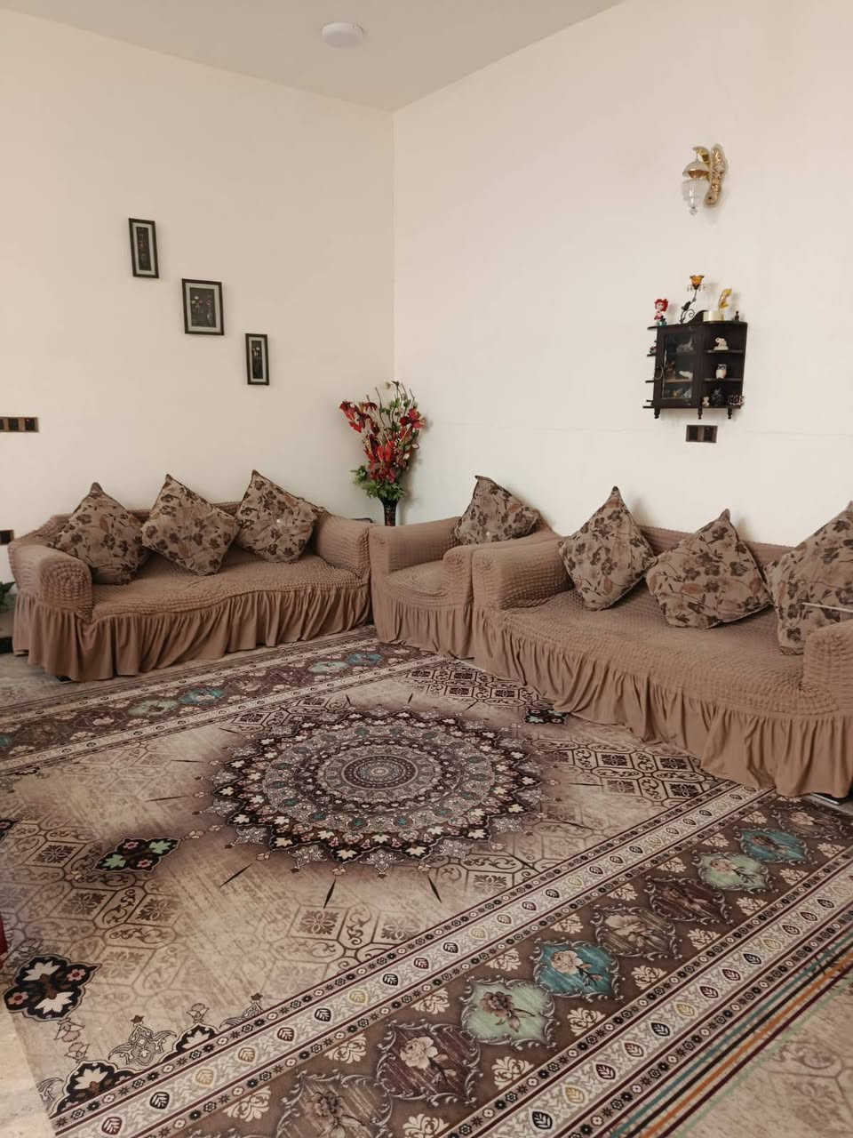 (( بيت للبيع ))
التنومة الصالحية قرب مدارس الريف الزاهر مساحة البناء( ٢١٥ ) يحتوي ع غرفتين وصالة ومطبخ وغرفتين بناء ٢٠٢٤ والسطح ايزوكام السعر المطلوب ((١٥٠))مليون وبي مجال لاستفسار الاتصال ع الرقم *********** البصرة, العراق
