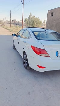 اكسنت 2016 رقم بغداد مكفوله من الظربه بس شكم مكان بارد وبيهه رصعتين زق...
