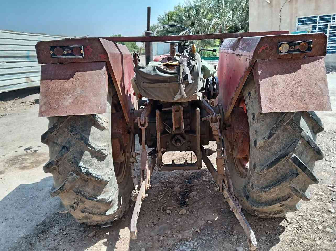 السلام عليكم مكينه  عنتر البيع موديل 88 مكينه بيها بخار كير مكفول جهاز مكفول كشر نضيف بلادي جملغات تسكام الاصلي ولباقي شوفت عينك السعر 2.250 وبيها مجال للطيبين شراي اتصل ***********
