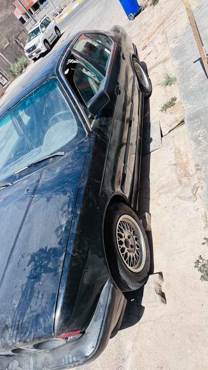 للبيع او مراوس
بي ام 520 مفتوح. سيارة تحتاج كور طاعجه ولف 
عندي بيها وكاله الك تحويل 

كير جترك  كهربائيات شغاله 

للعلم سيارة معمرة جديد 

عوزها ترتيبات بسيطه 

سعرها 29ورقه  
عنوان الانبار هيت 

***********
