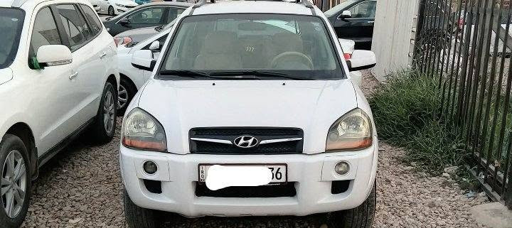توسان ٢٠٠٩ • وارد امريكا • محرك ٢٠٠٠