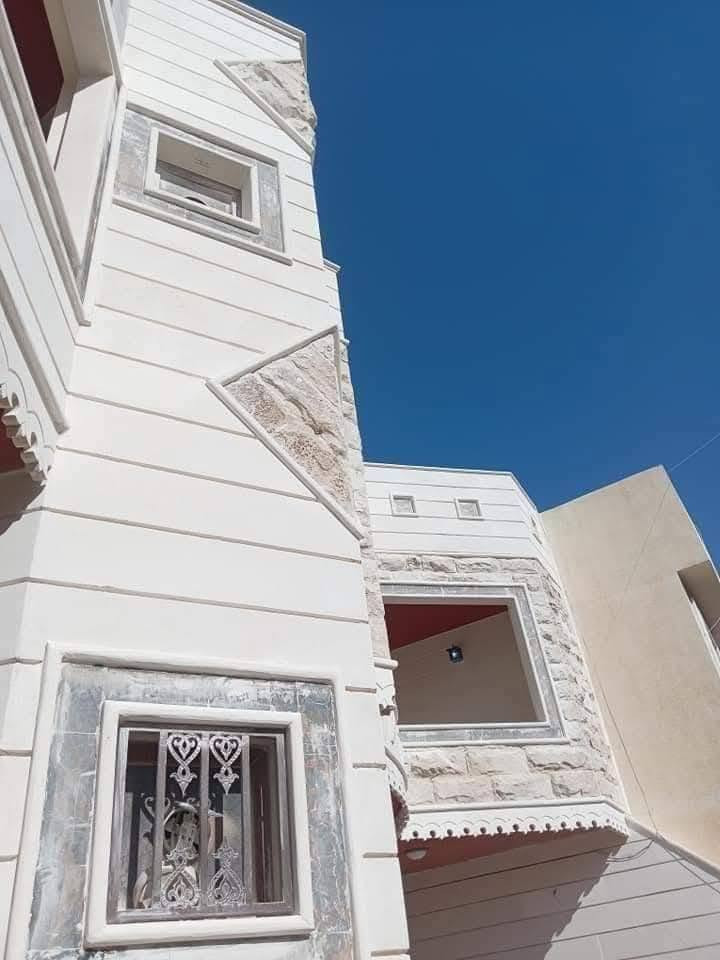 السلام عليكم مع حلول فصل الصيف يوجد كادر عمل جلي درز كافة انواع وجهات الحجر الحلان القديم الجديد ترميم تصليح كافة وجهات الحجر الحلان مرمر تلميع كافة وجهات حجر مرمر بمادة الورنيش جلي درز كوبلن حجر حلان
مكان العمل تكريت العلم بيجي الدور شرق تكريت
أسعارنا تنافسيه جدأ الرزق التوفيق من الله  ***********
***********
