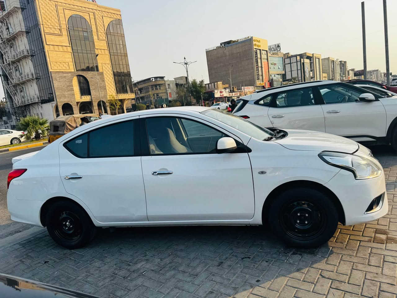 نيسان سني م 24 كفاله بدي محرك كير تبريد حداديه الاصوليات تريد وكاله تحويل شرط عدى طخه بباب ايمن ع وضعها للبيع السيارن في البصره *********** 
واتساب او ماسنجر فقط البصرة, العراق
