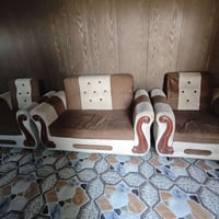 تخم • ٣ قطع