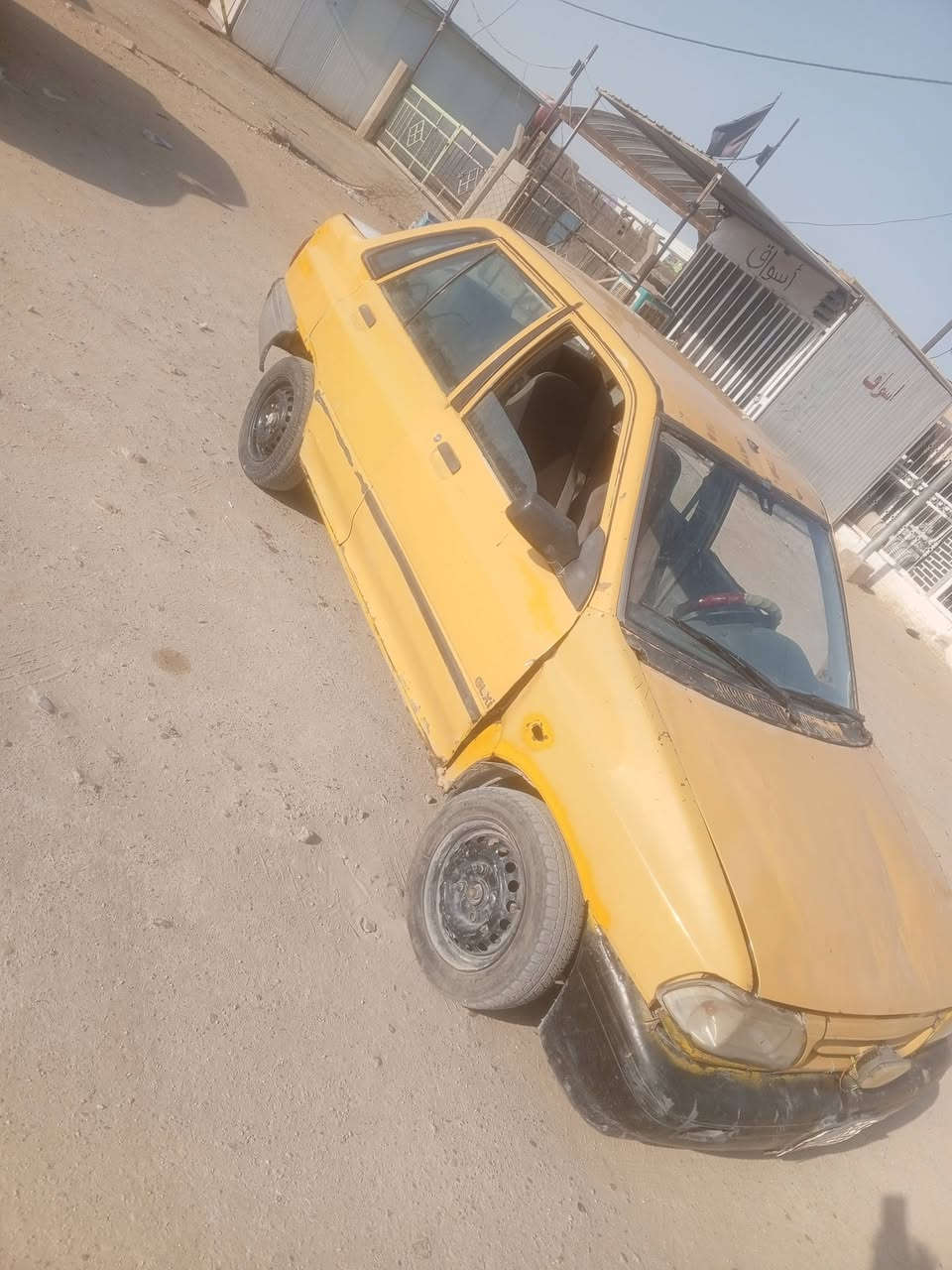 سلام عليكم شباب 
سياره سايبه 11 سياره شغاله وحلوه أتعهد كير محرك 
وتتعهد بل تحويل سعر 8 وبيها مجال 
***********
