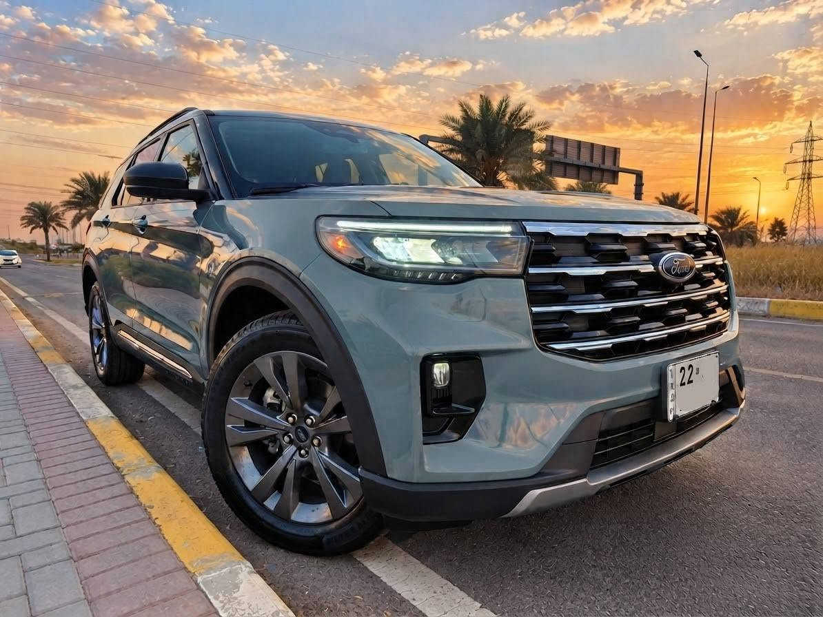 FORD EXPLORER 2025 ACTIVE 
***********
بسمة شغال صندوق شفت رادار  شاشة گةورة كوشين هيتةر ىؤتؤ ستارت دةبل ئةكسل ٣ريز كوشين خةتي جادة رةنگي سيمنت جام رةش  2 پارچةي صبوغة ناوةوةي نةگرتوة بةشةرت ئيرباگي هيچي نةتةقيوة بةشةرت گير و مكينة بشرط ٩٠٠٠كم رؤيشتووة هةموو شتيكي بيلادية أربيل, العراق
