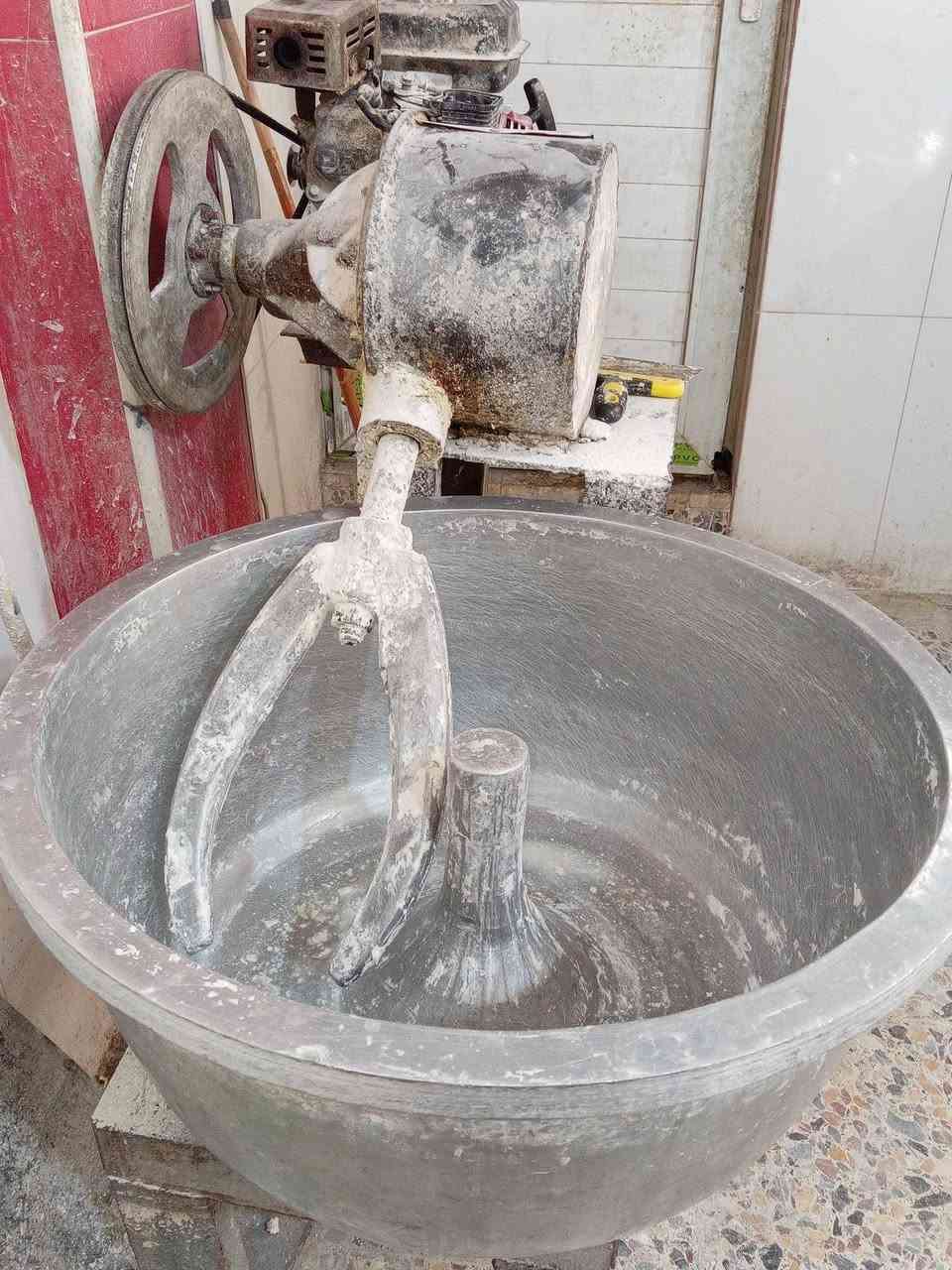 عجانه البوربرين مال ةلطشت بي ملعب  للبيع المكان بغداد نهايتها250 قفل
***********
