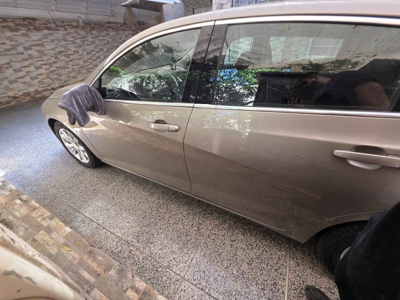 السلام عليكم
ماليبو ٢٠٢٣ 

مواصفاتLT معروفه مواصفاتها مايحتاج اذكرهن 

ماشيه ٦١ الف وصور حادث مرفقه بلمنشور

وصار بيها جاملغ امامي وباب صبغ عكس السائق 

يعني اربع قطع

سياره بجم قفل و جنطه قفل

رقم معوقين كربلاء شرط وكاله عامه من المعوق نفسه

مكاني كربلاء

السعر ٩٨

للاستفسار ***********
