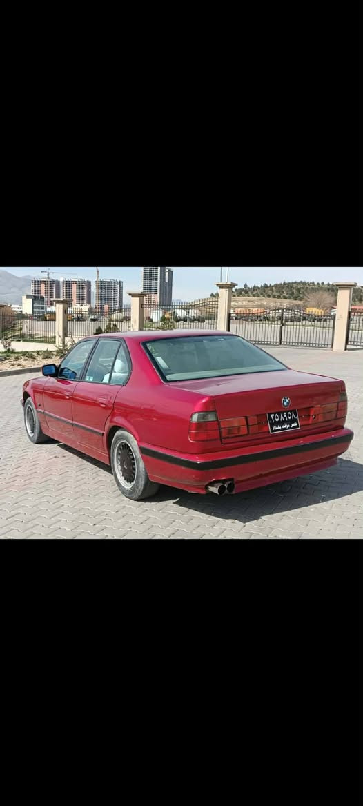 بوفروشتن موديل 93  ناوسپى ئارم پلاسيكى سليمانى به شه رت ئه وه ليات به شه رت ئه وه ى غرامه شى تيانه بيت مه كينه كه پس گيرعادى ده عموليدرانى نيه سعرى كوتاى 32  گه لا***********
