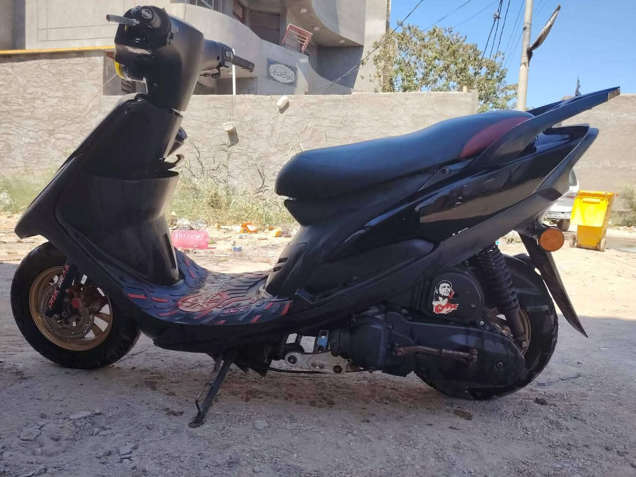 سلام عليكم خوان ماكس البيع نضيفه وحلو كلشي شغال بيه مكينه ناعمه خير من الله سعره ب٤٢٥ وبيه مجال مكان بابل مسيب   ***********
