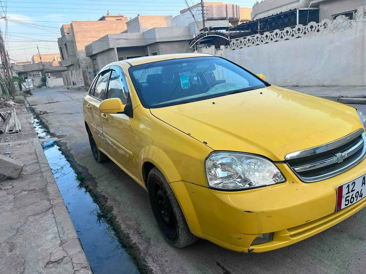 اوبترا تكسي 2006 كير ومحرك شرط كير عادي شرط التحويل رقم نينوى مسطرة كابون اكتروني بيها بس هاي الضرر بل جاملق و الباب ينزل من سعرها السعر 50 الاستفسار الاتصال على الرقم:***********

