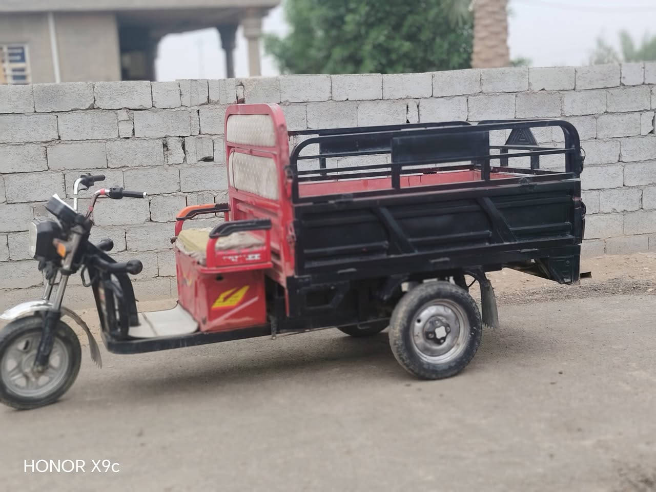 ستوته • نضيفة • ناقصه بطاريتين