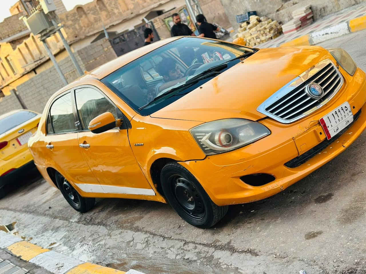 السلام عليكم جلي موبل مديل 11 كير ومحرك وحداديه وطخم تاير جديد تبريد عوزه راديتر نزرفت وطار الغاز كهربائيات كله شغله سنويه ل28اتكفل سرقه وعشائر صاحبه جهازه مغلق اتكفل سرقه وعشائر فقط واذ اكو مراوس راس سعره 20ورقه وبيه مجال بسيط عنوني ذي قار سوق الشيوخ ***********
