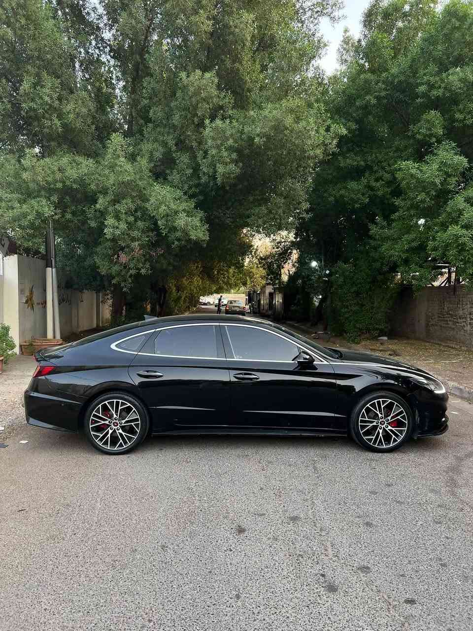 سلام عليكم
سوناتا 2022 وارد كوري 
بيع او مراوس
فول واحد ع واحد عد البنراما
كراسي جلد كهرباء مقعدين
كراسي تدفئة تبريد 
لد امامي 
لد خلفي 
حساسات امامي خلفية
تحكم قيادة 
مثبت سرعة 
تحديد مسار 
شاشه ديجتل 
داتشو 
اناره داخلية متغيره بلادية
شفتات ستيرن 
سايد بريك بصمه 
اوتو هولد 
بردات جانبية وخلفية
تشغيل عن بعد 
تقديم وترجيع بصمه 
حادثها جاملغ خلفي وقبق جنطة فقط بدون دواخل
سياره ماشية 42 الف رقم بغداد باسمي 
مكاني حي تونس 
***********
