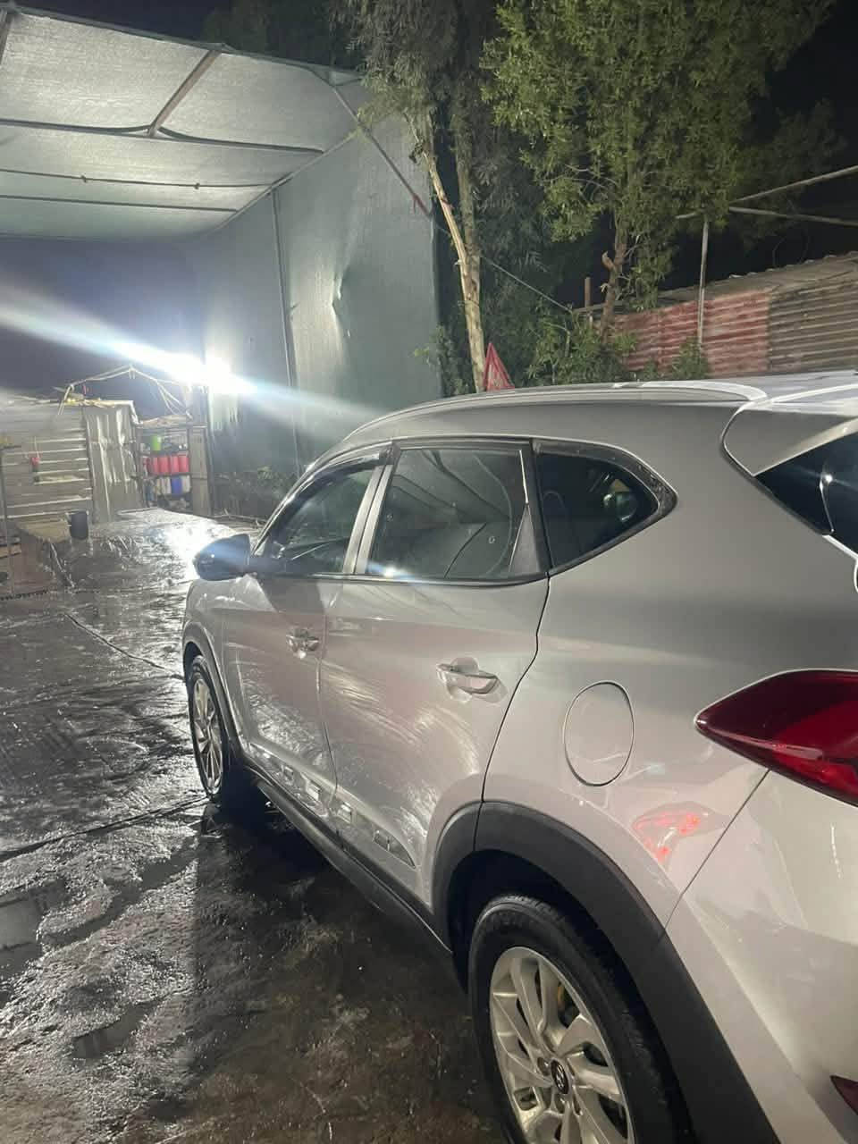 للبيع توسان السعر 135 وبيها مجال سياره قطعتين صبغ حادثها فقط وارد امريكي مديل 16 شكل الجديد سياره جاهزه تبريد تايرات صدر ربع مذب عليها مكينه مفتوحه كازكيت عليها ادامه جديده سياره جاهزه بمعنا الكلمه رقمي *********** بغداد, العراق
