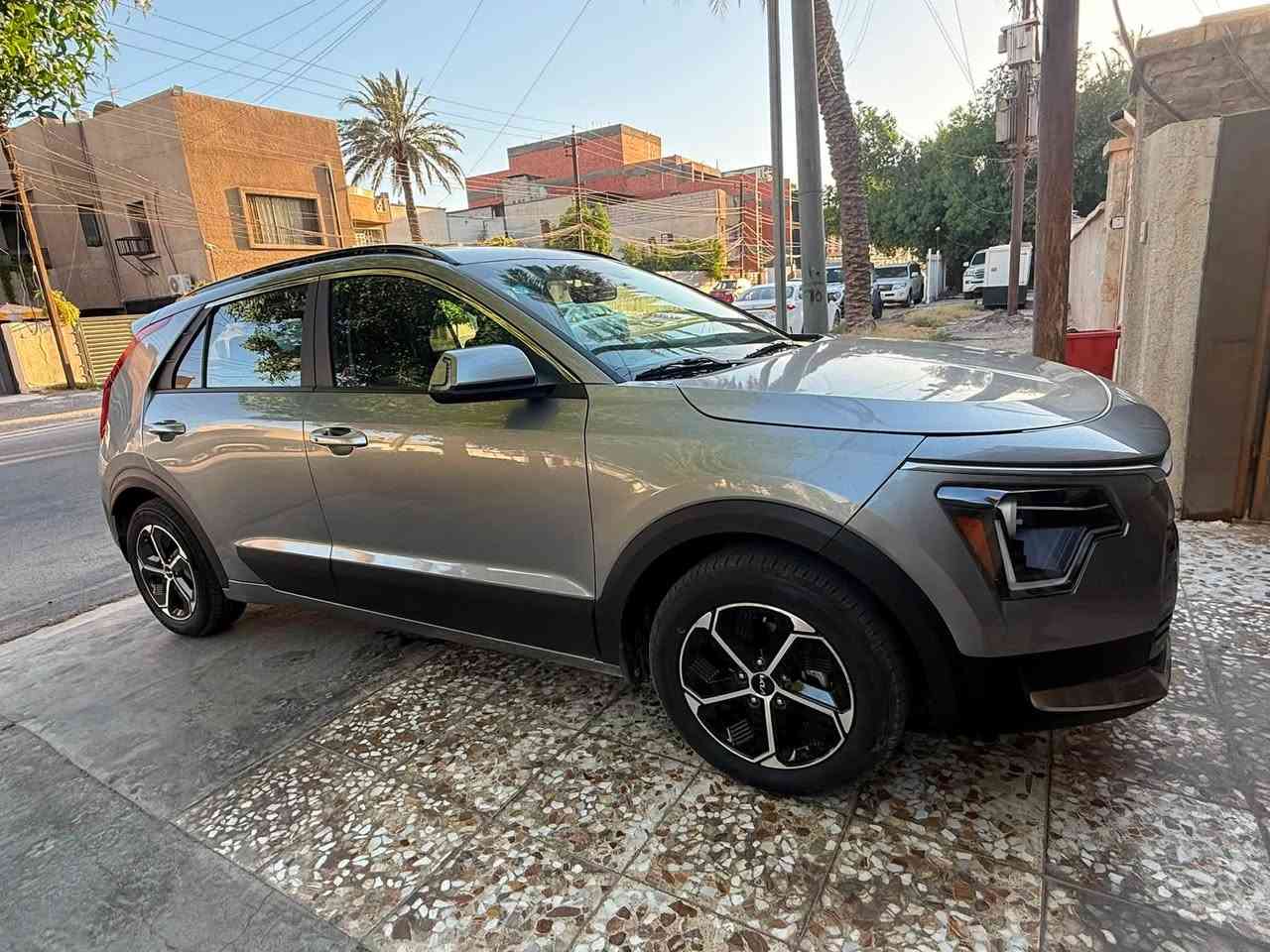 سلام عليكم
للبيع كيا نيرو EX 2025 هايبرد وارد امريكي
عداد المسافة : 7000  كم
cc 1600 : محرك
رقم بغداد مرقم جاهز بأسمي
حادث السياره : جاملغ وينيد مبدلات بلادي الجاملغ نفس اللون والينيد بلادي ومصبوغ يعني قطعه وحده صبغ يجم كبس ايرياك برده وبيتيرن
بصمه تشغيل / تشغيل عن بعد مقاعد جلد / تدفئة مقاعد
رادار امامي وجانبي
حساسات خلفيه
اشاره بل مري
تبريد خلفي
شاحن وايرلس
مكاني بغداد حي الجامعه
للاستفسار ***********
