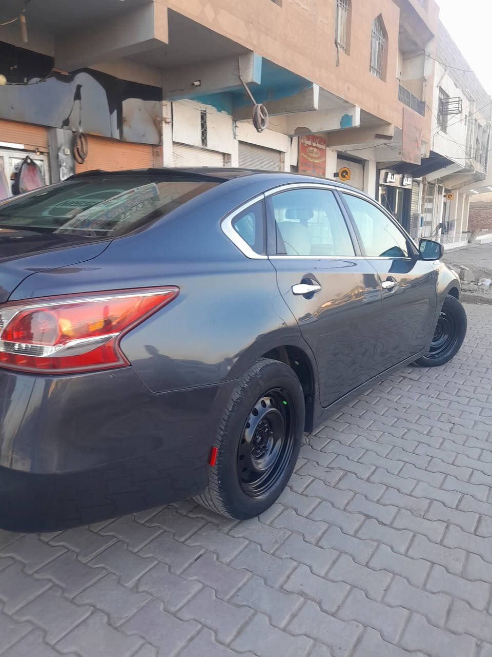 السلام عليكم ..نيسان التيما موديل ٢٠١٣ خليجي بدون صبغ تبريد قطعتين كير محرك كفاله سياره خير من الله .. صورة السونار مرفقه بالمنشور ...عارضها ب٩٩ ورقه وبيها مجال شي بسيط حك الجيه الرقم ***********
