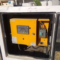 بيركنز ثلاث بستم حجم 105.البيع  رقم هاتف 07747100116