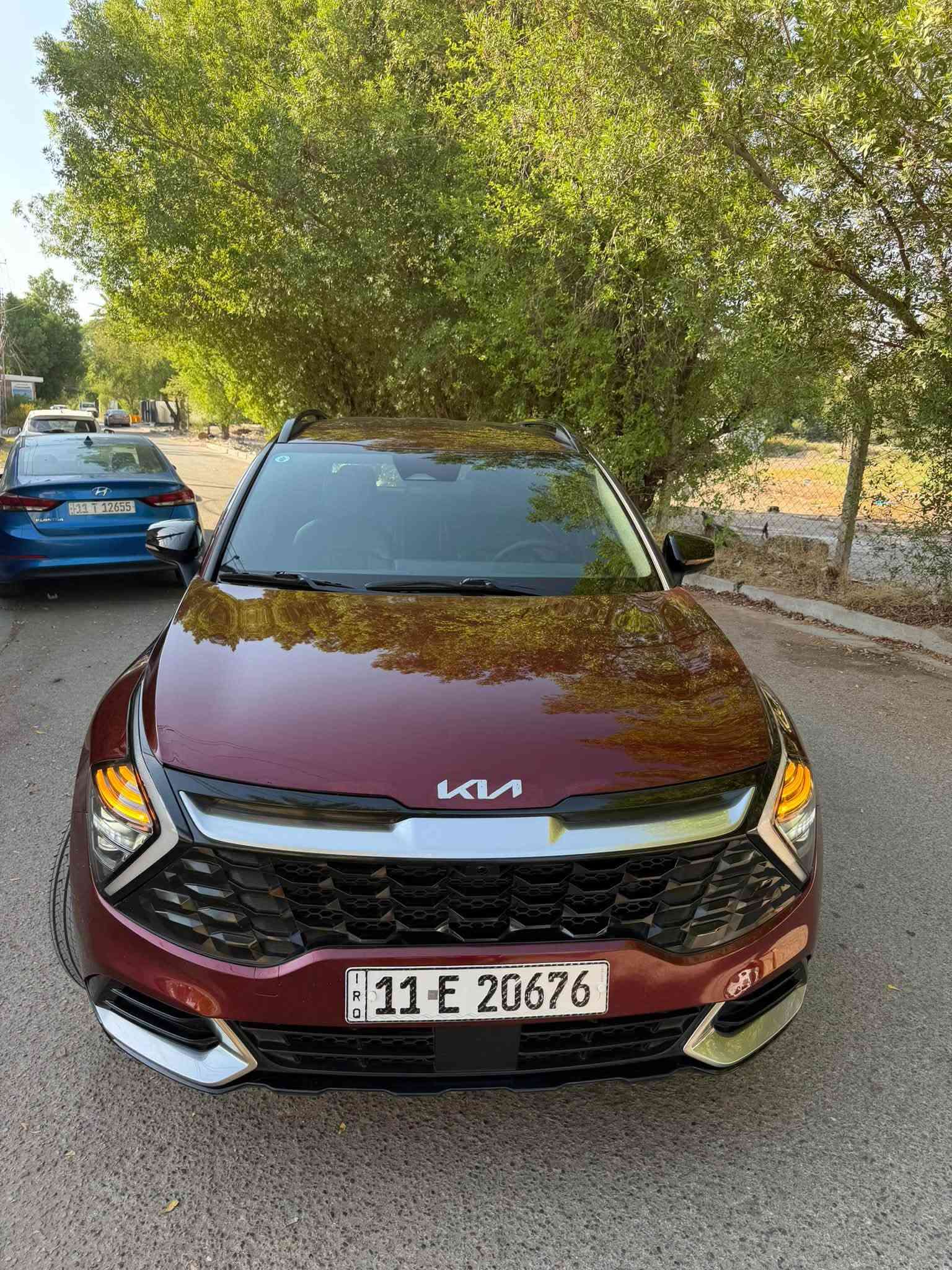 سبورتج 2023 للبيع ماشيه 16 الف زيرو السياره
السياره تجي فول موصفات عدا البانوراما
مكينه 2500 
بصمه تشغيل 
تشغيل عن بعد 
اطفاء ذاتي بالازدحام 
تدفئه بالكراسي 
كراسي جلد 
كراسي كهربائية 
ستيرين هيتر 
قطعتين تبريد 
شاشه ابل كار بلي + اندرويد اوتو 
4 وضعيات قياده 
هاند بريك كهربائي 
نظام منحدرات 
مثبت سرعه 
مثبت مسار 
ردارات اماميه 
ردارات جانبيه
 كامره هلفيه دواره 
شاحن لاسلكي 
وبعد بيها هواي موصفات 
السياره جاهزه تخم تايرات جديد 
حادث السياره قبغ جنطه فقط مصبوغ وبيها بارد بسيط بخشم البنيد 
السعر 185$ 
رقم السياره بغداد ومكان السياره بغداد الكرخ 
اتصل ***********
