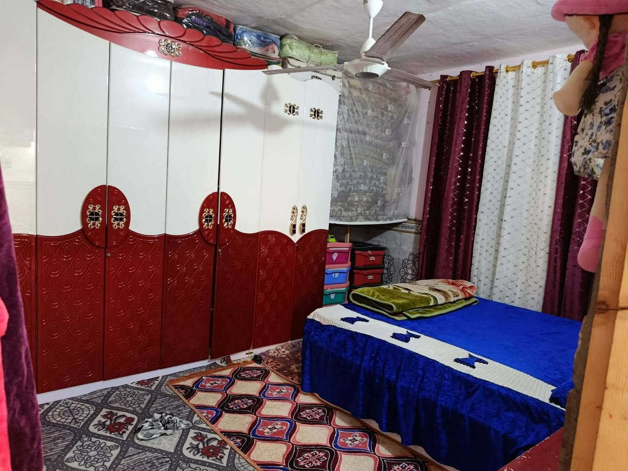 طابوصرف المساحة100م عكاده طابق واحد نظيف مرتب يبعد ع الشارع العام 50م السعر45
غرفة صالة استقبال مطبخ صحيات منور طارمة سطح 
الديوانية خلف مركز شرطة حي الوحدة مراسلة الصفحة اوالاتصال لطفا***********
