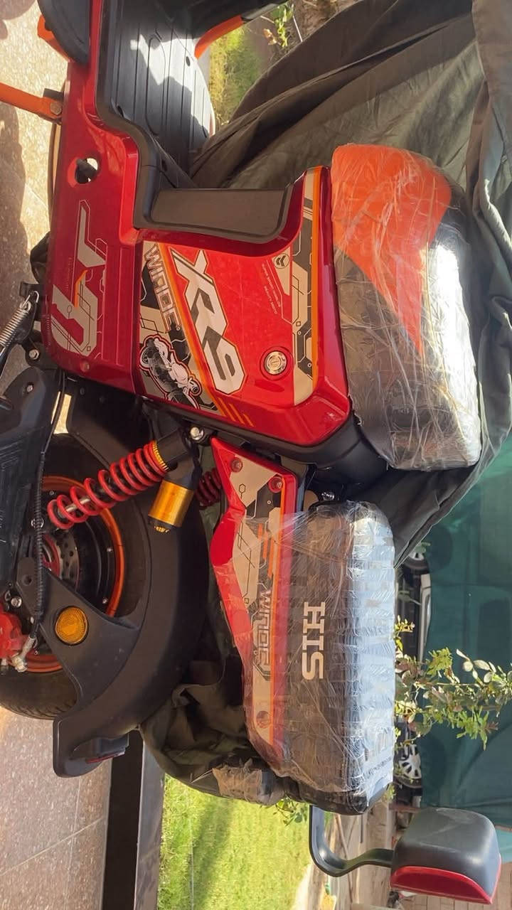 السلام وعليكم
دراجه شحن للبيع شركة XR9 اخر اصدار فول مواصفات كير R/D مستخدم 20. يوم فقط كلش نضيف. سعر 550 
***********
