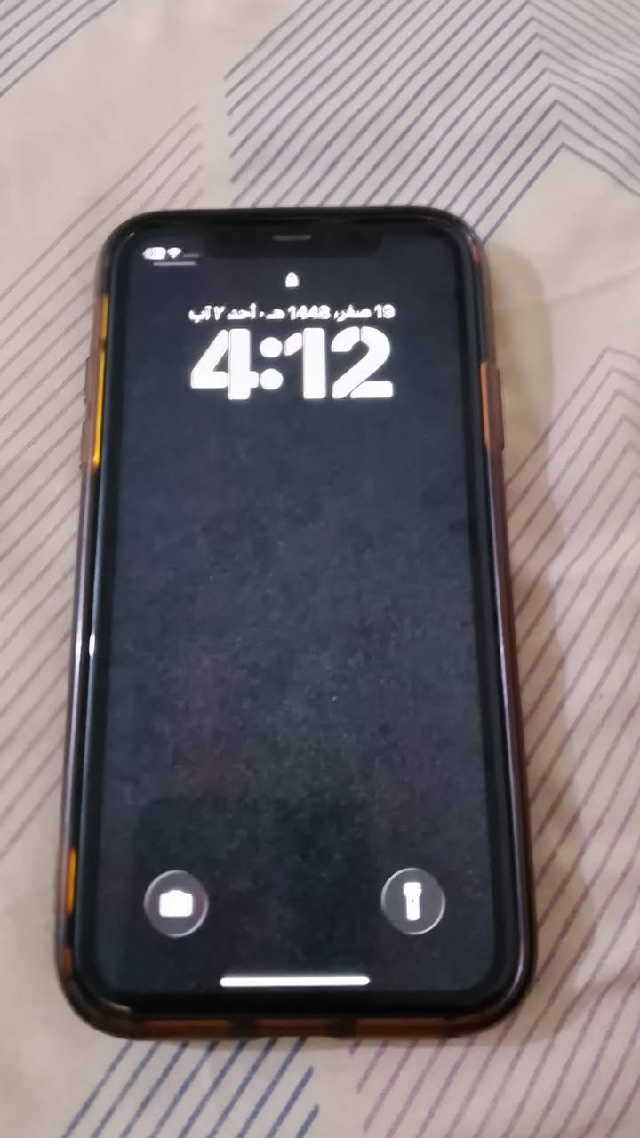 السلام عليكم آيفون ١١ العادي ذاكره ١٢٨ البطاريه ٩٠ نظيف كلش ما مفتوح سعره ٣٠٠  محتاج ويريد ايبيع العنوان ناصريه الشيوخ *********** بيه واتساب
