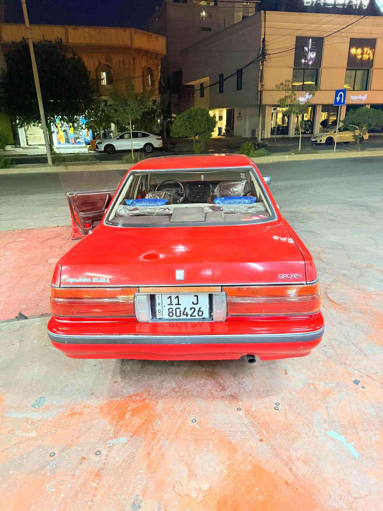 للبيع كراون هارتوب موديل ٩٠يسرى  كير محرك سته سلندر ما محور مالتها بدون صبغ سياره كير محرك تبريد كهربائيات كلها بشرط ما جارد السياره فقط الصندوق مبين شويه بيها جراد رقم بغداد دولي ب اسمي سياره سنويه جديدلل ٢٠٣١ هزه جديد السياره للبيع وللمراوس رجاء الي مو شراي لا يكسر ب حلال الناس و كلشي موجود بل سوك وعلى راسي سعر السيارة ١١٥ورقه  وبيها مجال لل  طيبين مكان سياره اربيل 
رقم موبايل ***********

