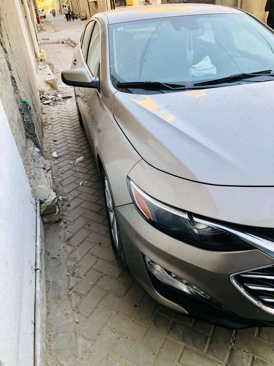 ماليبو 23 حادث خلفي بيهه بارد وقبق صندوق مبدل بدون ايرباك ماشيه 35الف ميل مواصفات رادار امامي
 اوتوستوب 
تدفئه كشنات 
تبريد قطعتين 
كرسي كهرباء
بصمه 
تخم تاير
سياره حلوه ومرتبه خير. من الله
***********
128سعر بيهه مجال
