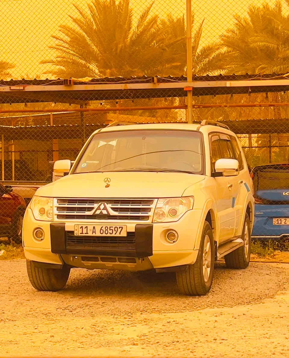 السلام عليكم
باجيرو حبتور موديل 2009 
ماشيه 240 الف 
مكفوله كفاله عامه عدى جاملغ امامي يمنه رش بدون ضربه اثر شخط 
السعر 125 
مكاني بغداد 
***********
