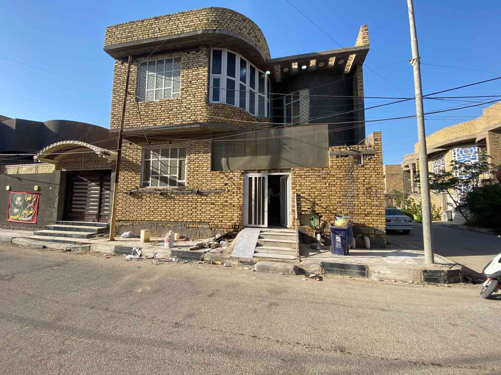 💥 دار طابو صرف ركن حي الرسول قرب مستشفى الولادة 🩵 ✅ (فارغ غير مؤجر)💥 ⚜️البيت للبيع جاهز⚜️ للسكن ⚜️ كونكريت مسلح ⚜️عرض الشارع 12متر على ساحه ⚜️  ✅فارغ حالياً 🏠  _____________________________________________ 🏤يحتوي البيت ع 🏤 طابق ونص 💥 💥 غرف نوم عدد 2 🔀💥 آستقبال 🔀💥 صاله 2  صحيات 🔀💥 مطبخ 🔀💥🔀💥 مناور2 ❇️  ____________________________________________ المكان 💥⚜️💥( حي الرسول)( المربع المقابيل مستشفى الولادة)  حي الرسول ♦️ المساحه💥⚜️💥(100)م ركن  (10×10) السعر 💥⚜️💥 170 قابل للتفاوض   💜 _____________________________________________ 👑تريد عقارك ينباع ماعليك سوئ  المراسله والباقي علينه ‏#للاستفار... او عرض عقارك 🏛🖥🏛 ‏***********☎️***********☎️ ‏💢لمتابعةاحدث  العروض وافضلها انظم لقناتنا على الواتساب بالضغط على الرابط ادناه 👇 https://chat.whatsapp.com/JA9f5bBFuLKFBj2zfh4xL0?s=sh&p=a&ilr=0&amv=0 ‏
